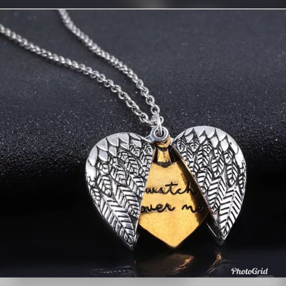 Angel Wings Heart Necklace Can Open Carving - Picture 1 of 9